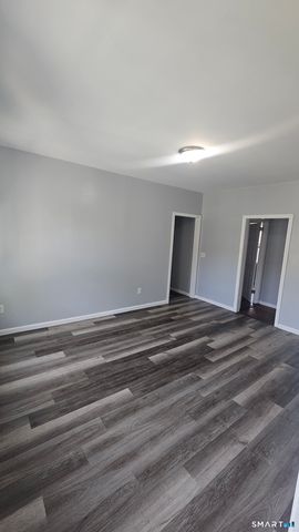 142-144 Adams Street 3, Hartford, CT 06112
