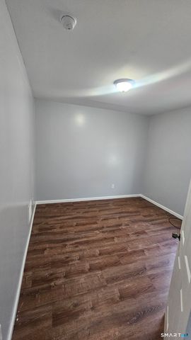142-144 Adams Street 3, Hartford, CT 06112
