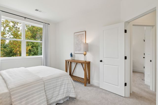 130 Valentine Aly, Nashville, TN 37218