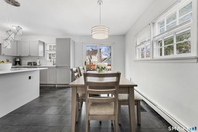 10 Maple Drive, Greenwich, CT 06870