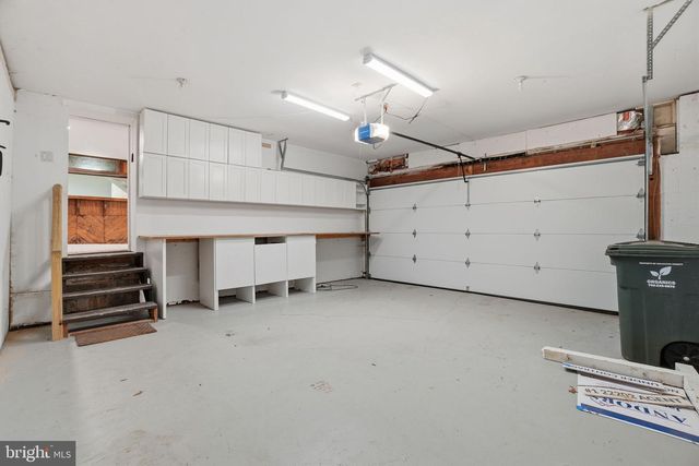 1805 ARMY NAVY DR, Arlington, VA 22202