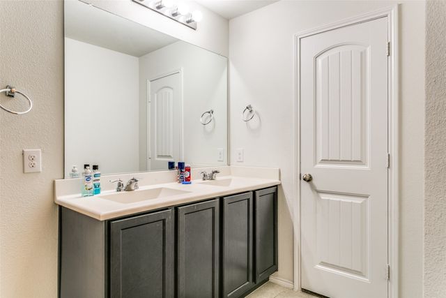 14549 Serrano Ridge Road, Fort Worth, TX 76052