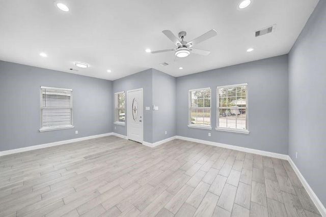 5222 Bataan Road, Houston, TX 77033