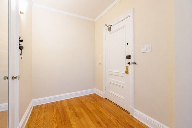 1765 E 55th Street E1, Chicago, IL 60615