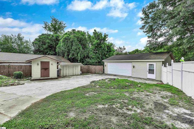107 Pine Bark Road, Anderson, SC 29625