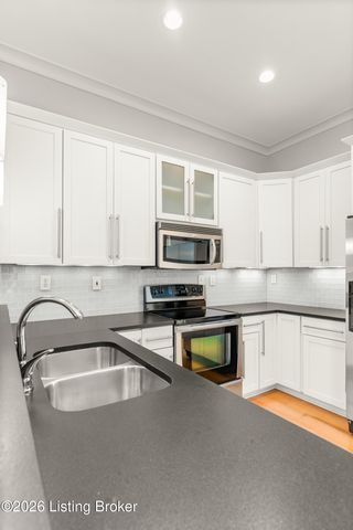 9410 Norton Commons Blvd, Prospect, KY 40059