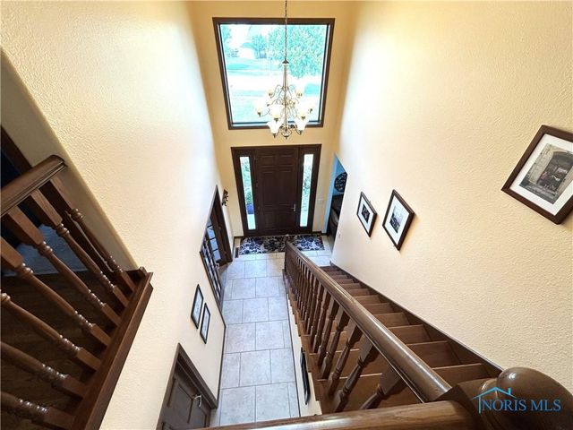 7939 N Woodbridge Road, Monclova, OH 43542