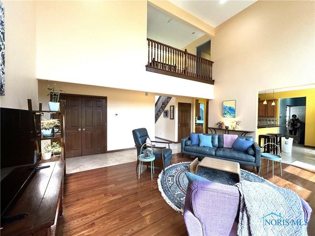 7939 N Woodbridge Road, Monclova, OH 43542