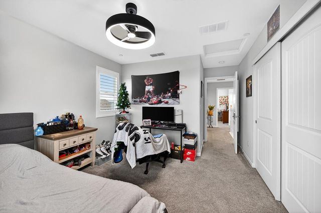 1397 Rio Grande Dr, Plumas Lake, CA 95961