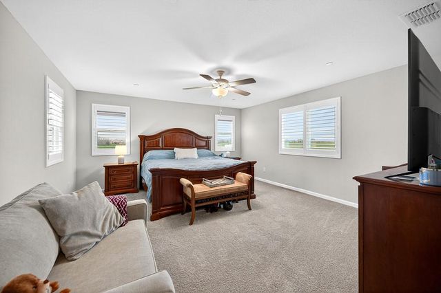 1397 Rio Grande Dr, Plumas Lake, CA 95961