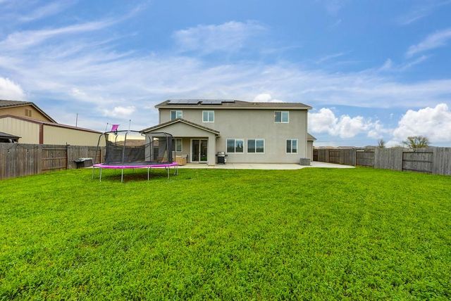 1397 Rio Grande Dr, Plumas Lake, CA 95961