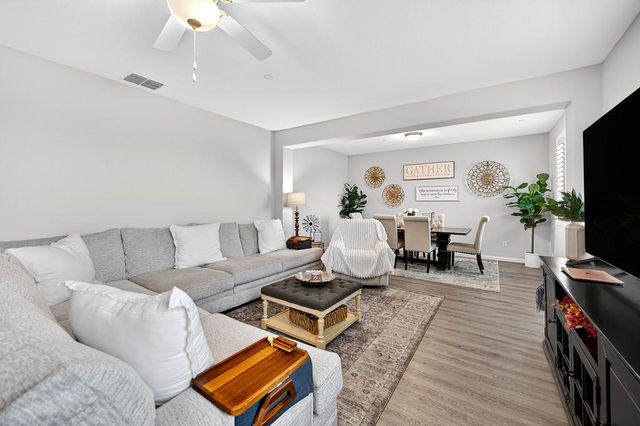 1397 Rio Grande Dr, Plumas Lake, CA 95961