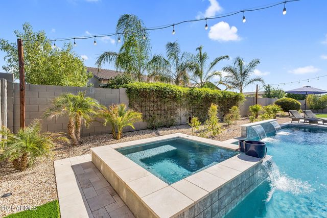 22933 E CAMACHO Road, Queen Creek, AZ 85142