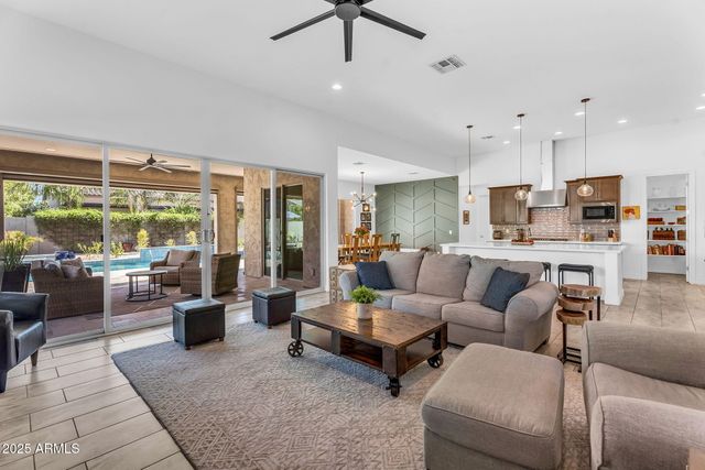 22933 E CAMACHO Road, Queen Creek, AZ 85142