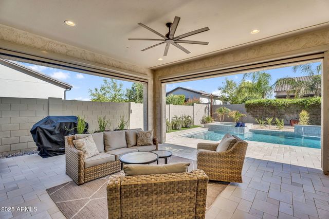 22933 E CAMACHO Road, Queen Creek, AZ 85142