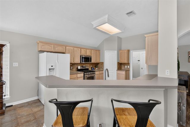 19618 Nara Vista Drive, Tomball, TX 77377