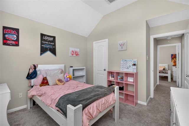 19618 Nara Vista Drive, Tomball, TX 77377