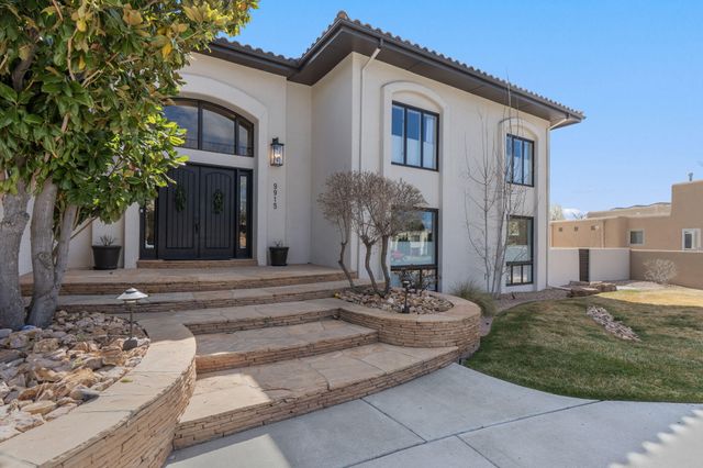 9915 Tanoan Drive NE, Albuquerque, NM 87111