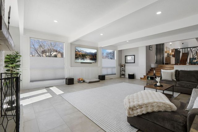 9915 Tanoan Drive NE, Albuquerque, NM 87111