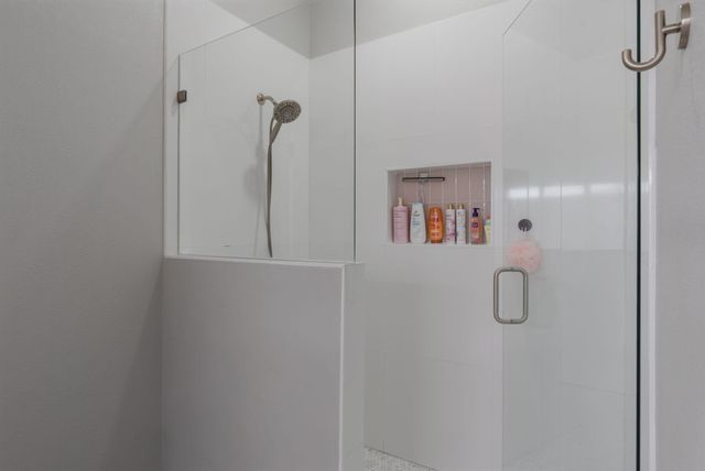 9915 Tanoan Drive NE, Albuquerque, NM 87111