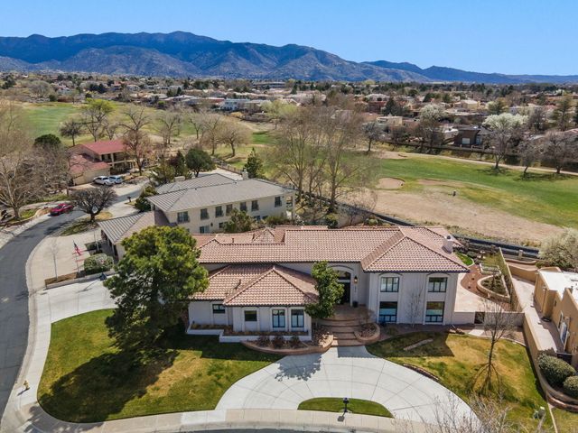 9915 Tanoan Drive NE, Albuquerque, NM 87111