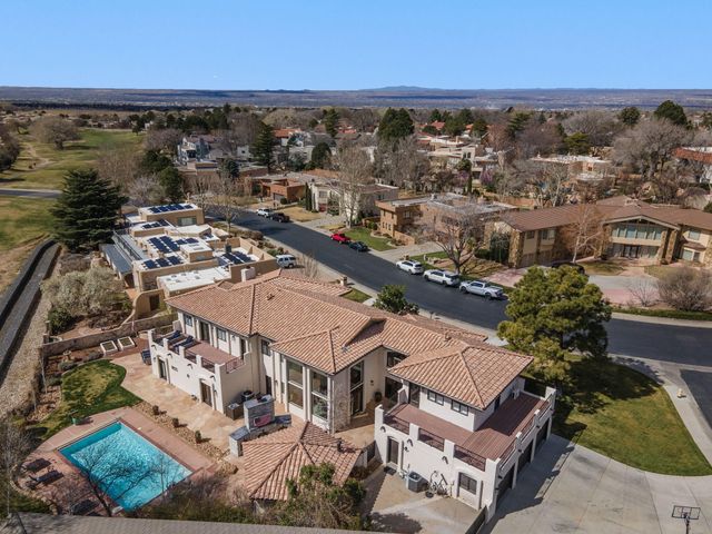 9915 Tanoan Drive NE, Albuquerque, NM 87111