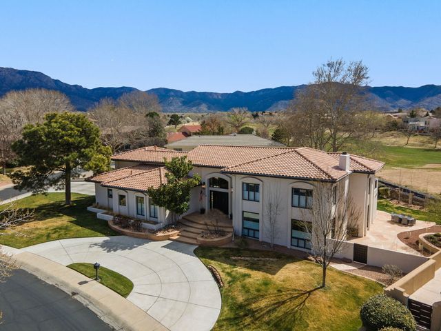 9915 Tanoan Drive NE, Albuquerque, NM 87111