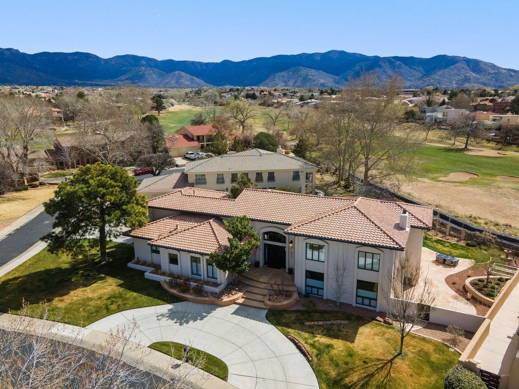 Image 89 of property listing at 9915 Tanoan Drive NE, Albuquerque, NM 87111