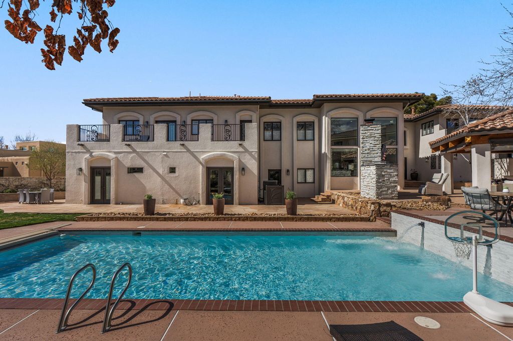 Image 96 of property listing at 9915 Tanoan Drive NE, Albuquerque, NM 87111