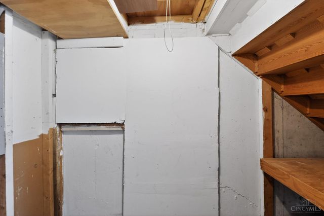 8949 Pippin Road, Colerain Twp, OH 45251