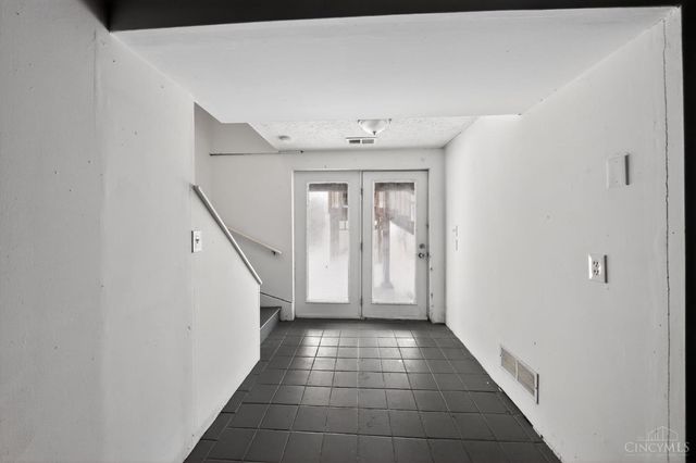 8949 Pippin Road, Colerain Twp, OH 45251