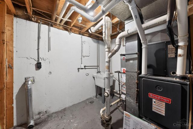 8949 Pippin Road, Colerain Twp, OH 45251