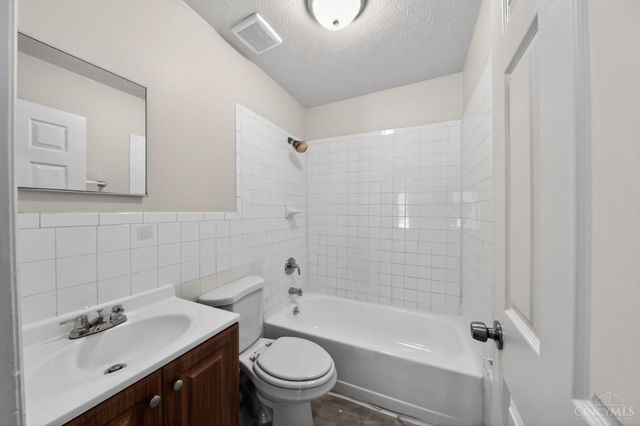 8949 Pippin Road, Colerain Twp, OH 45251