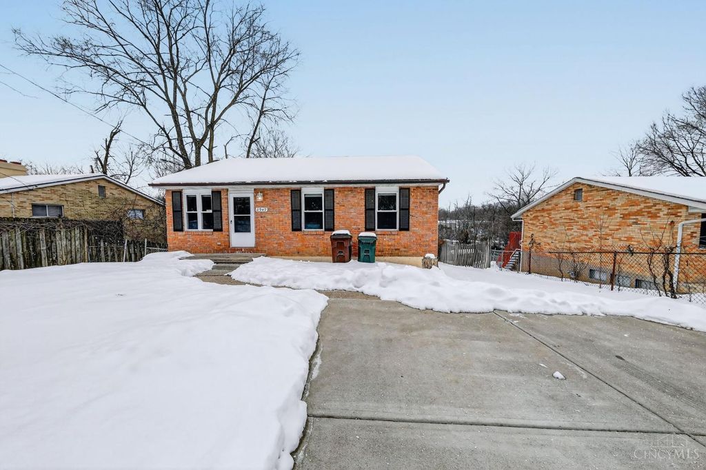 8949 Pippin Road, Colerain Twp, OH 45251