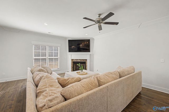 7052 Meadow Way Lane, Owens Cross Roads, AL 35763