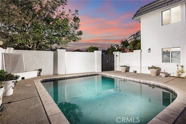 797 Nyes, Laguna Beach, CA 92651