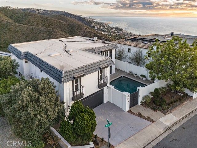 797 Nyes, Laguna Beach, CA 92651