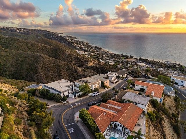 797 Nyes, Laguna Beach, CA 92651