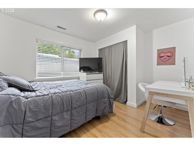 7250 Sw 70TH Ave, Portland, OR 97223