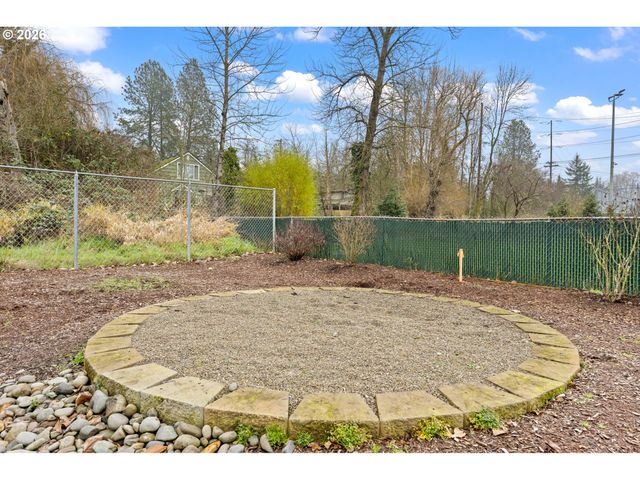 7250 Sw 70TH Ave, Portland, OR 97223