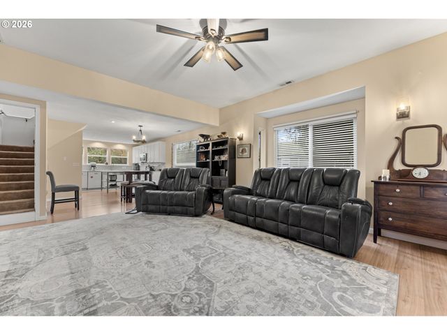 7250 Sw 70TH Ave, Portland, OR 97223