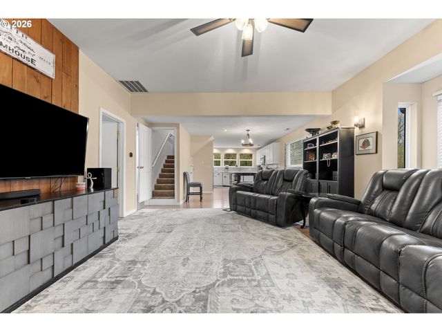 7250 Sw 70TH Ave, Portland, OR 97223