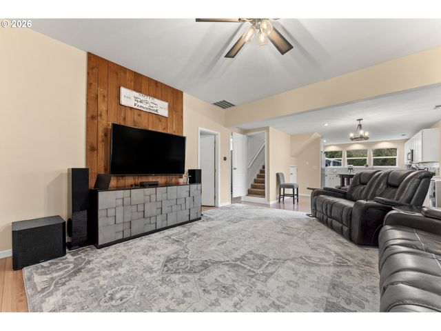 7250 Sw 70TH Ave, Portland, OR 97223