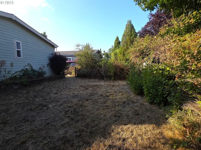 4808 Se 134TH Dr, Portland, OR 97236