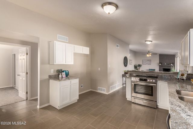 1840 S Augusta Circle, Tucson, AZ 85710