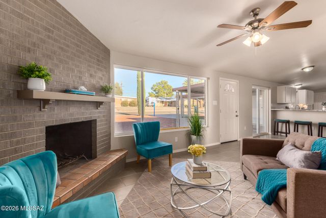 1840 S Augusta Circle, Tucson, AZ 85710
