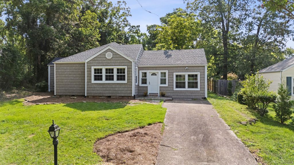 958 Signal Road, Signal Mountain, TN 37377