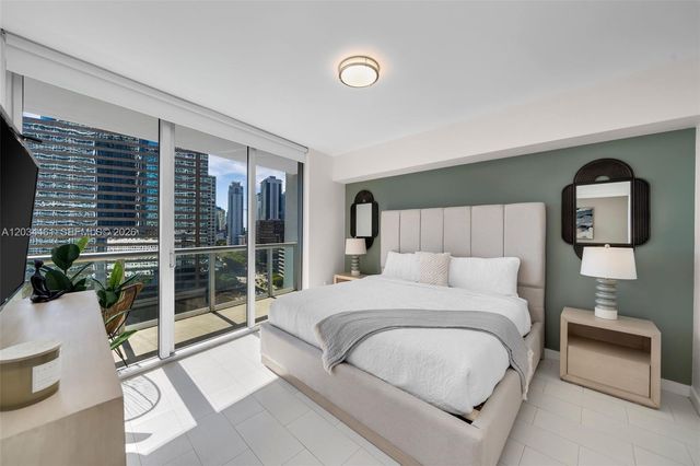 485 Brickell Ave 1709, Miami, FL 33131