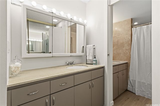 1750 Kalakaua Avenue 3803, Honolulu, HI 96826