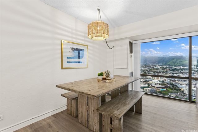 1750 Kalakaua Avenue 3803, Honolulu, HI 96826